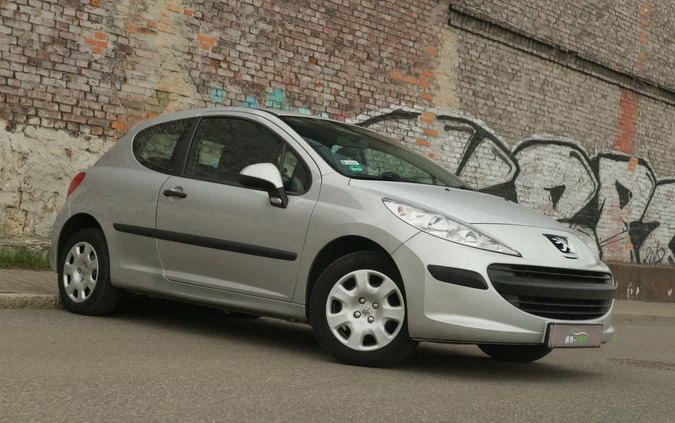 Peugeot 207 cena 10990 przebieg: 134000, rok produkcji 2007 z Śrem małe 529